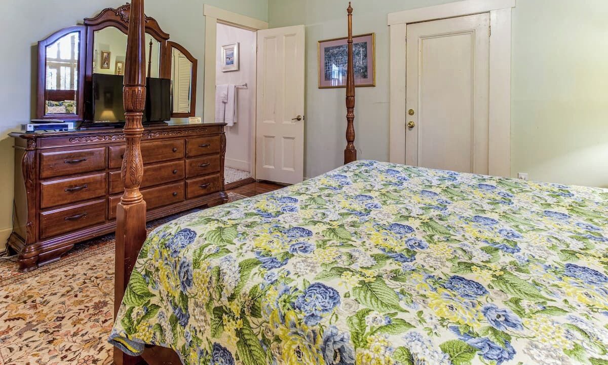 Photo of Bedroom in Old West Broad Neighborhood