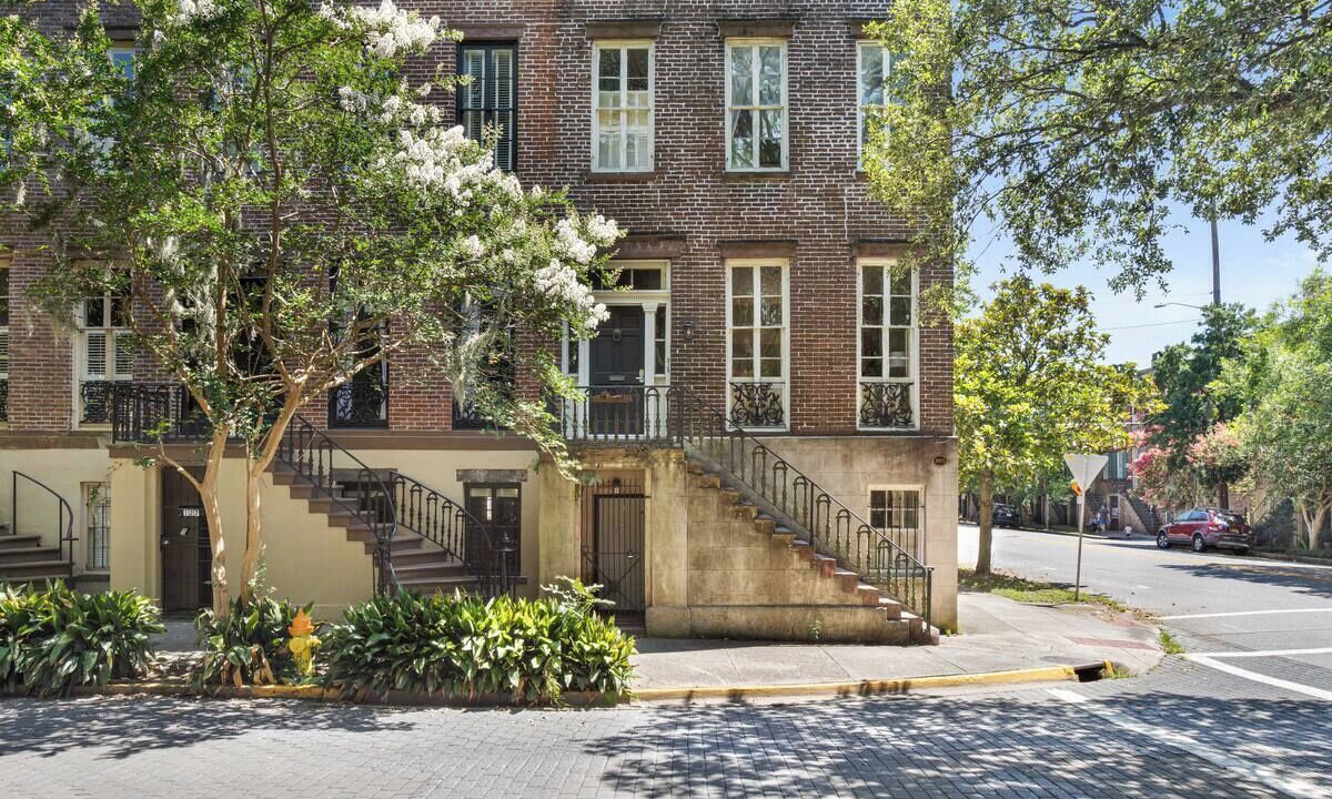 Photo of Outdoor in Old West Broad Neighborhood