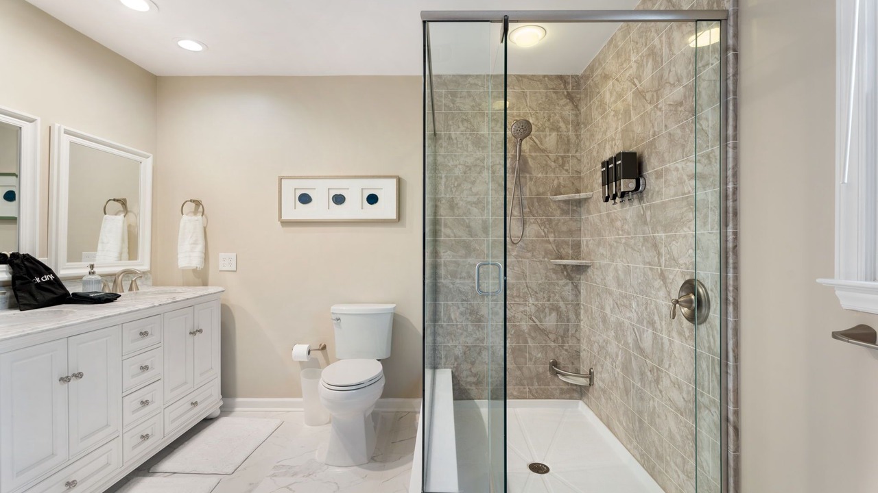Photo of Bathroom in Clayton