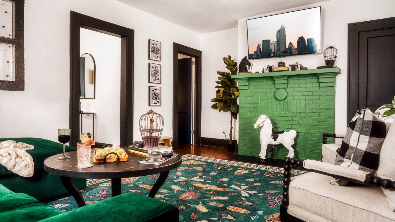 Photo of Livingroom in Wesley Heights