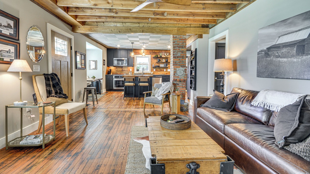 Photo of Livingroom in Thomasville