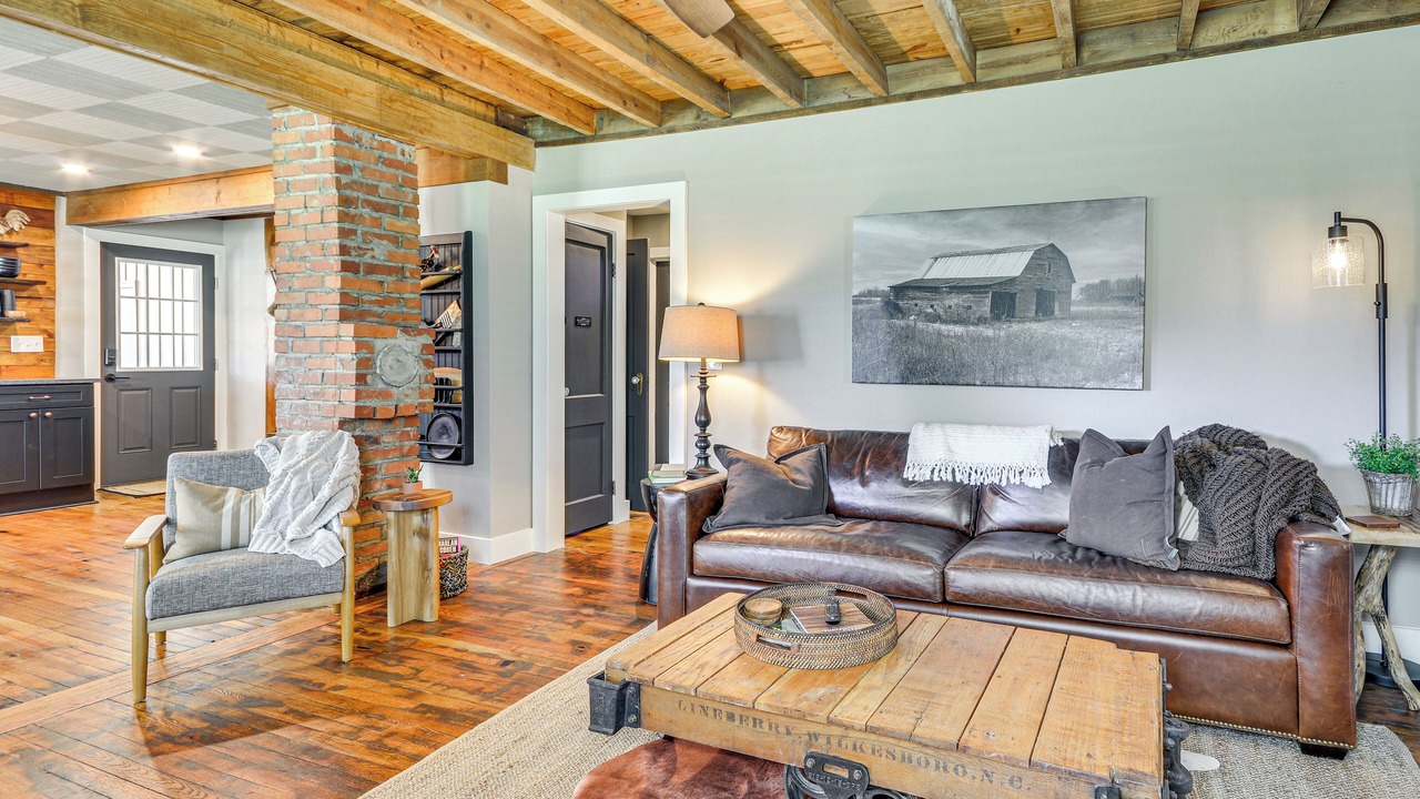 Photo of Livingroom in Thomasville