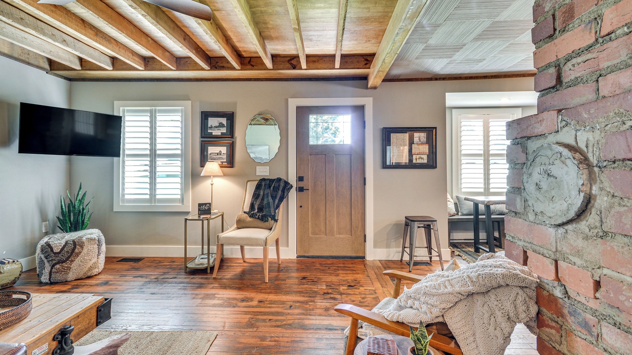 Photo of Livingroom in Thomasville