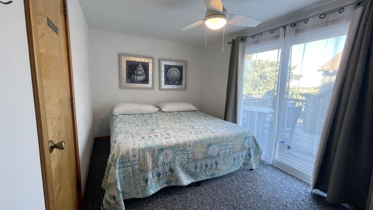 Photo of Bedroom in Hatteras