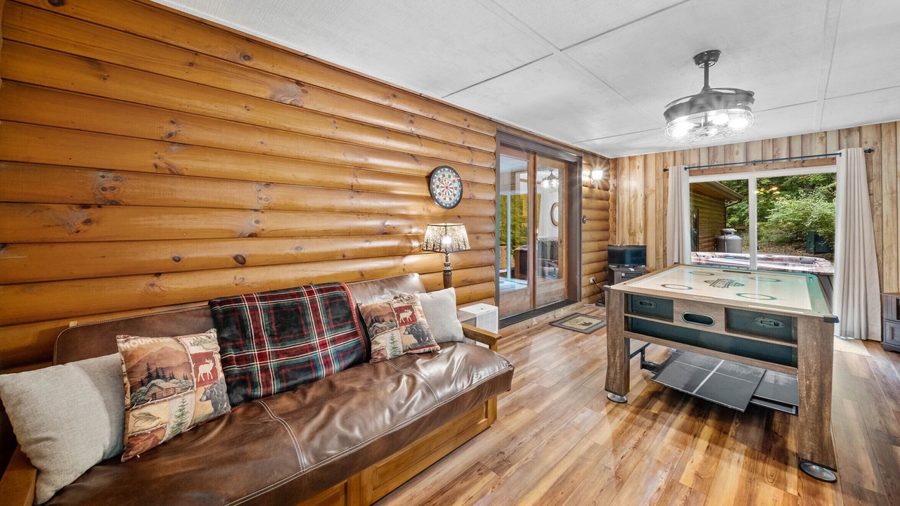 Photo of Bedroom in Zionville