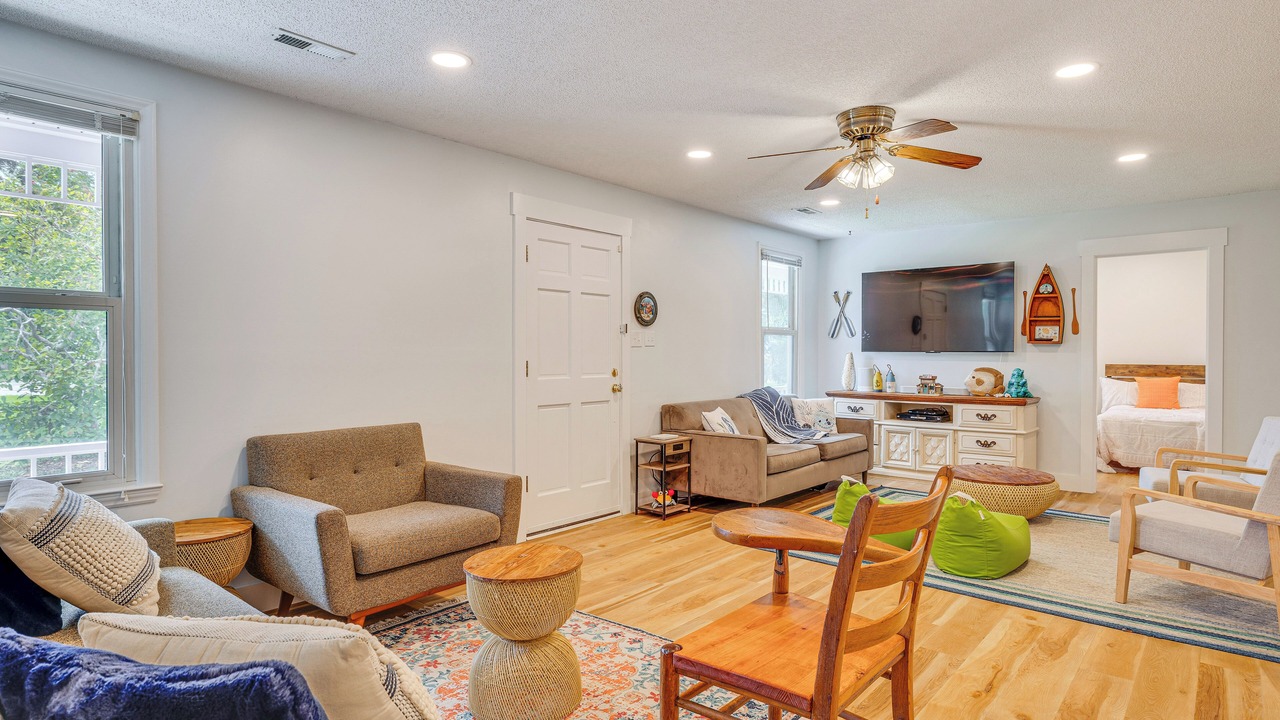 Photo of Livingroom in Morehead City