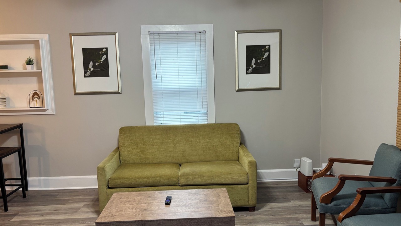 Photo of Livingroom in Burlington