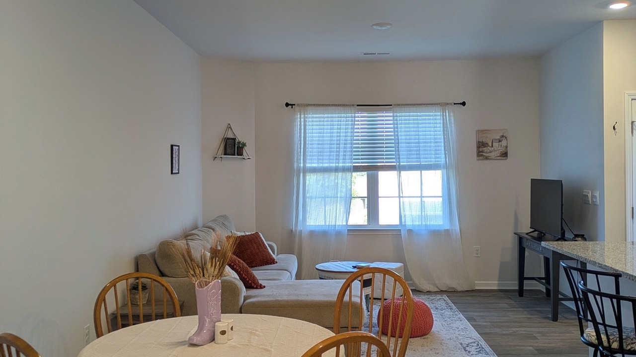 Photo of Livingroom in Carthage