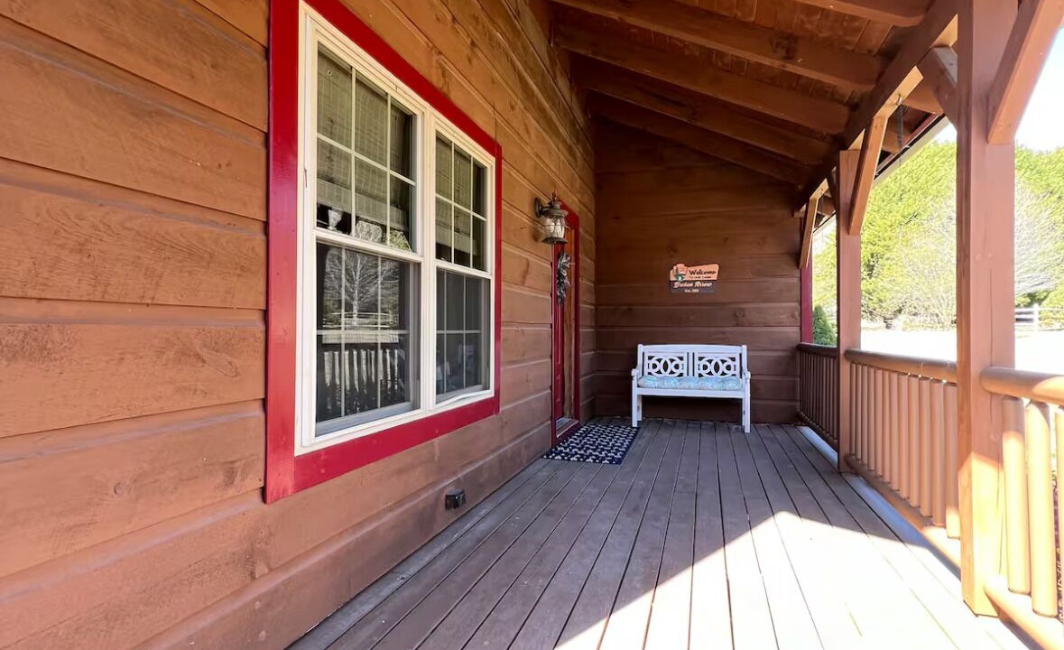 Photo of Patio Balcony in Mills River