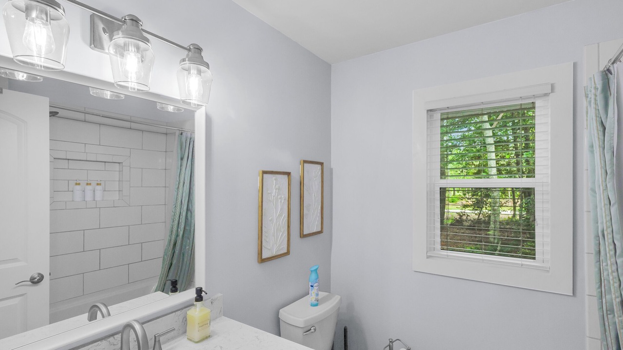Photo of Bathroom in Morehead City