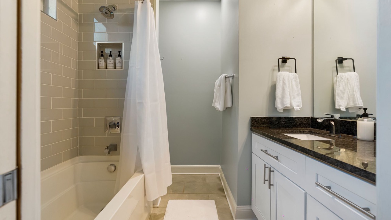Photo of Bathroom in Third Ward