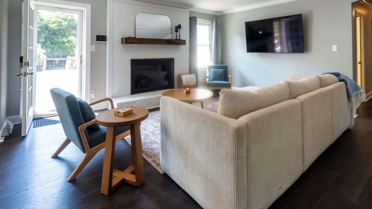 Photo of Livingroom in Mint Hill