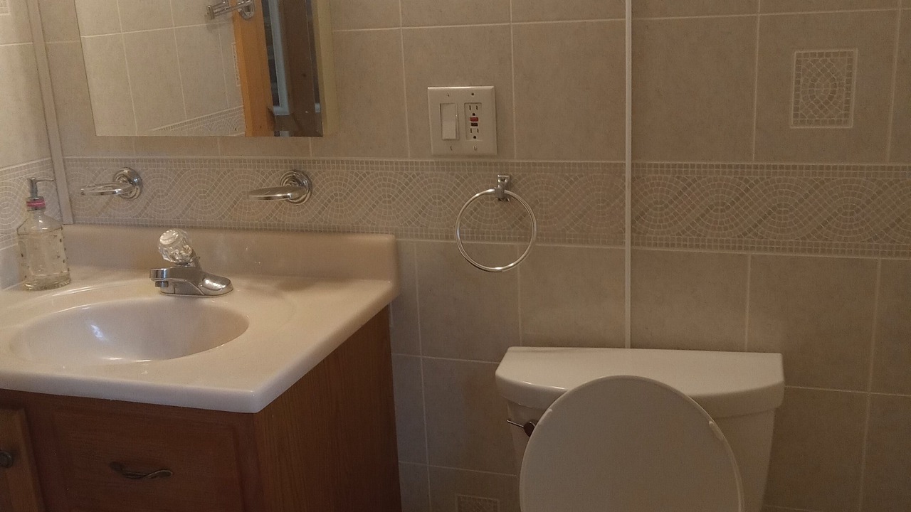 Photo of Bathroom in Glenville