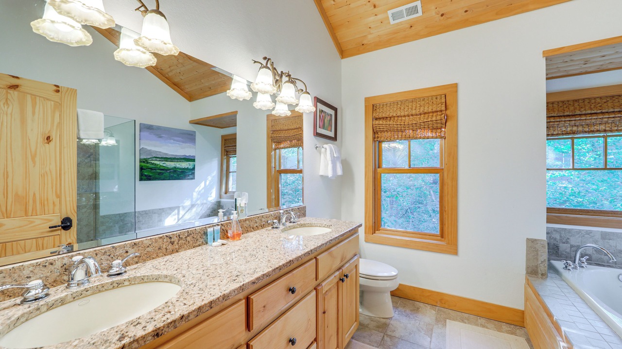 Photo of Bathroom in Cullowhee