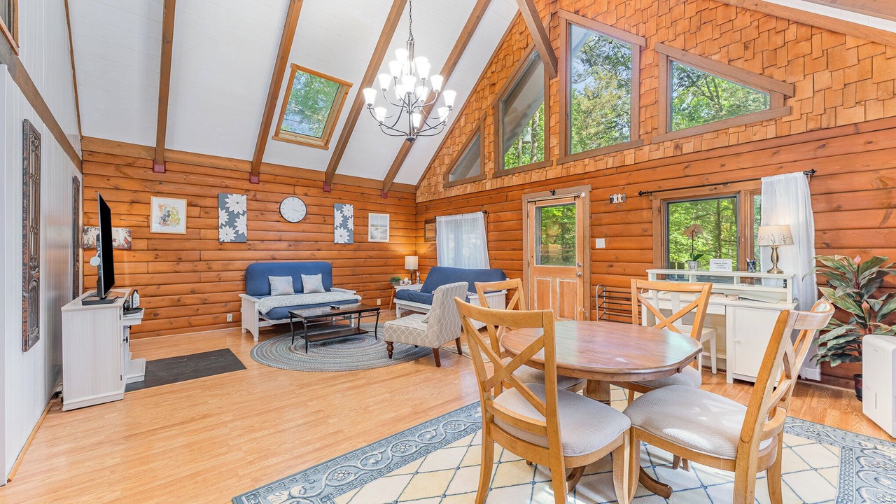 Photo of Livingroom in Bynum