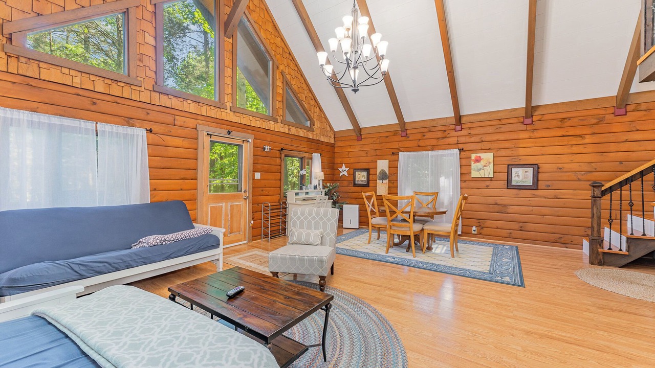 Photo of Livingroom in Bynum