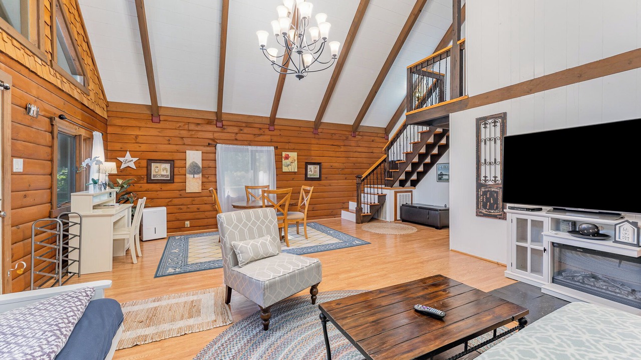 Photo of Livingroom in Bynum