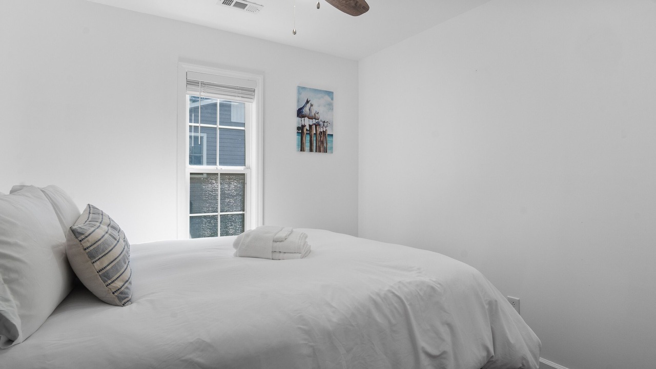 Photo of Bedroom in Minnesott Beach