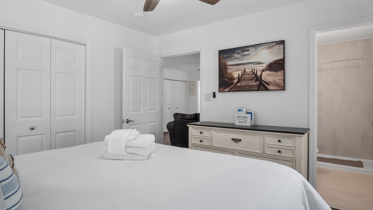 Photo of Bedroom in Minnesott Beach
