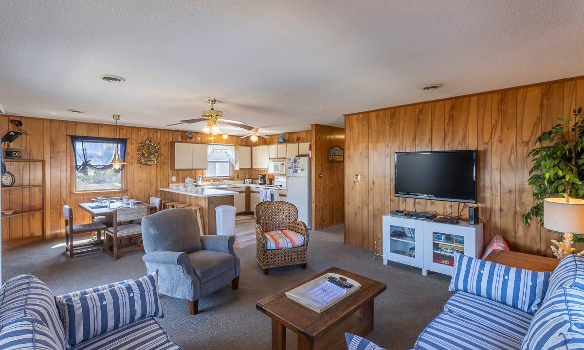Photo of Livingroom in Kill Devil Hills