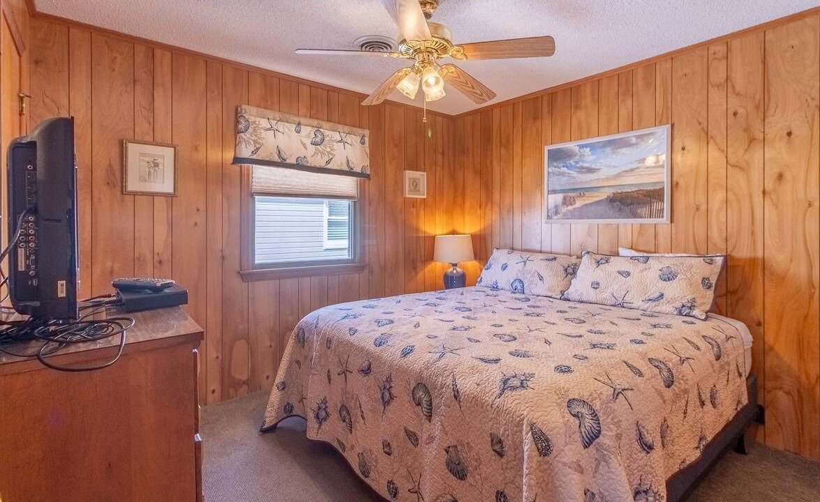 Photo of Bedroom in Kill Devil Hills
