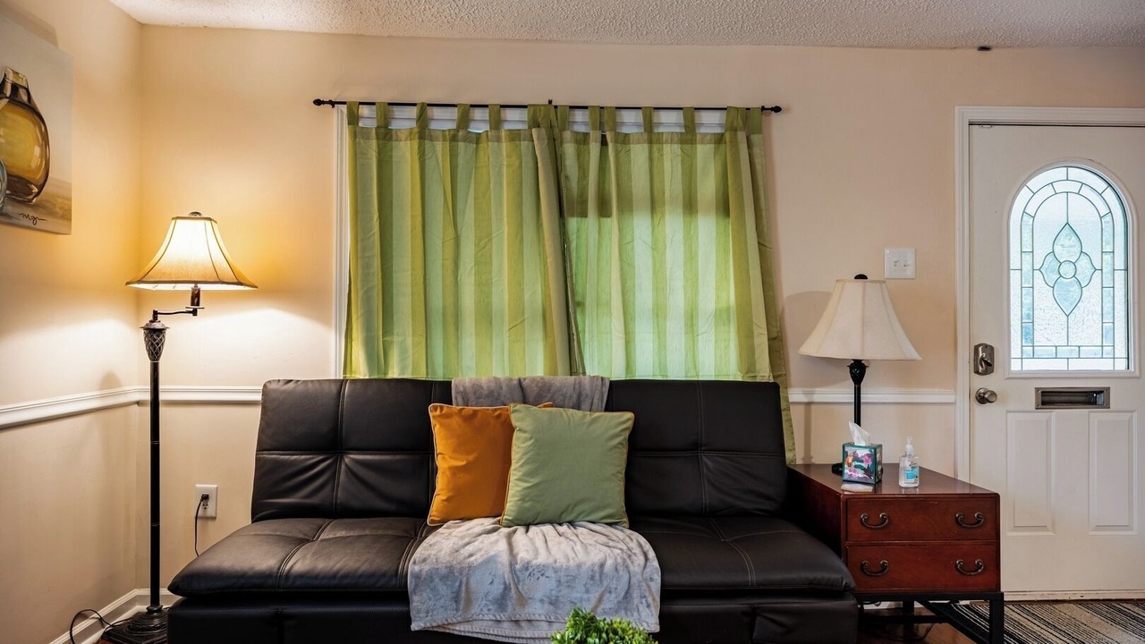 Photo of Livingroom in Cary