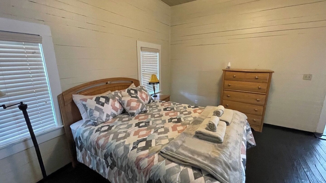 Photo of Bedroom in Apex