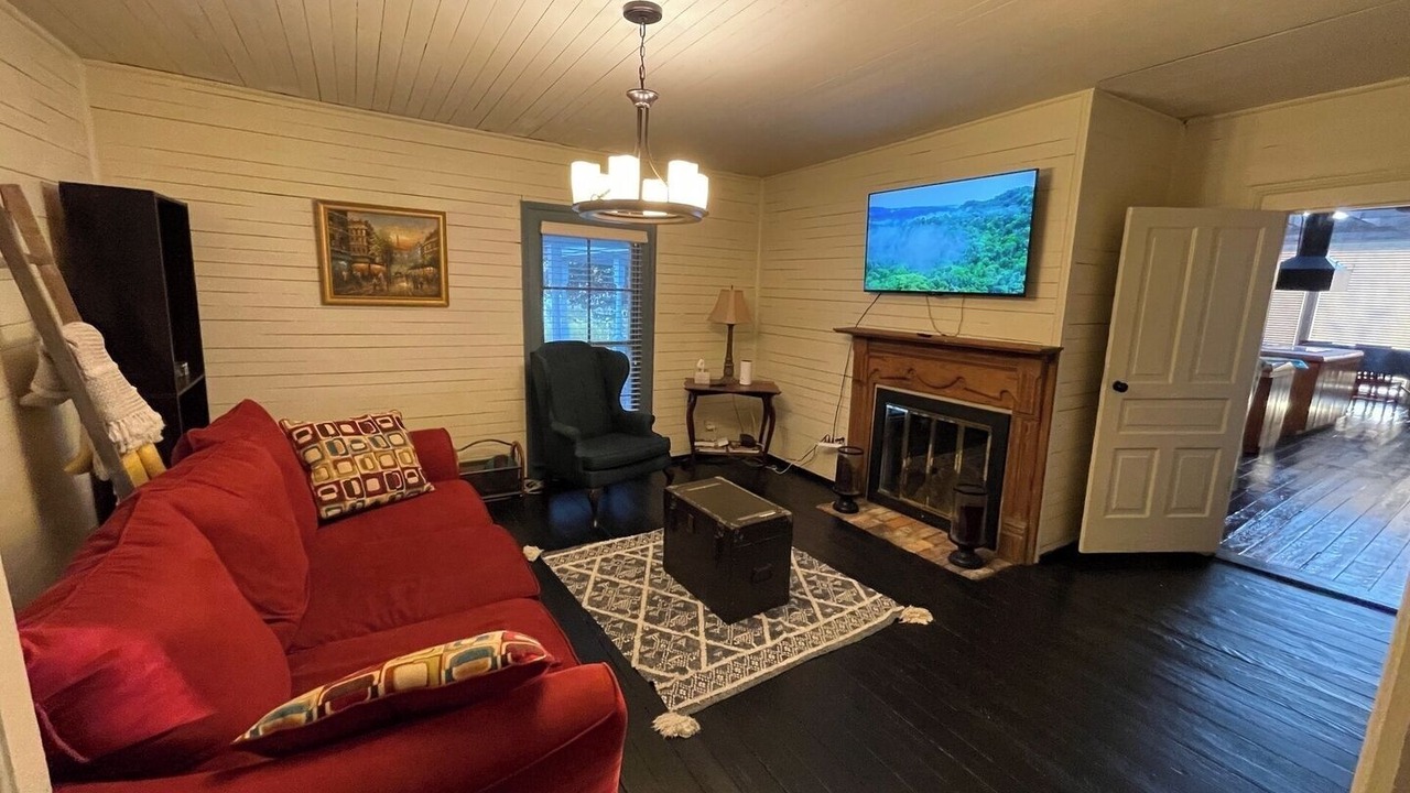 Photo of Livingroom in Apex