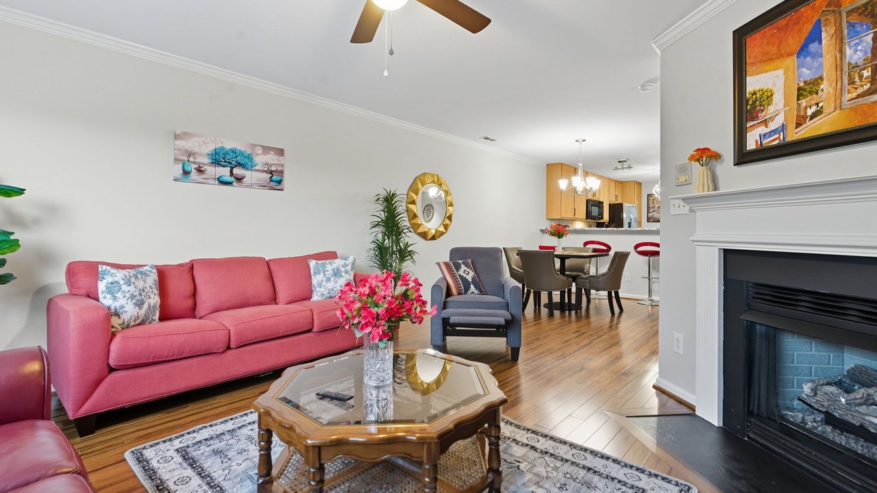 Photo of Livingroom in Brier Creek Country Club