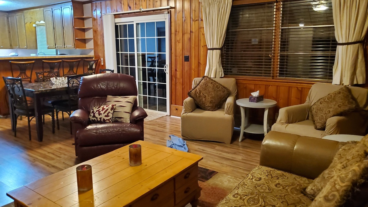 Photo of Livingroom in Lumberton