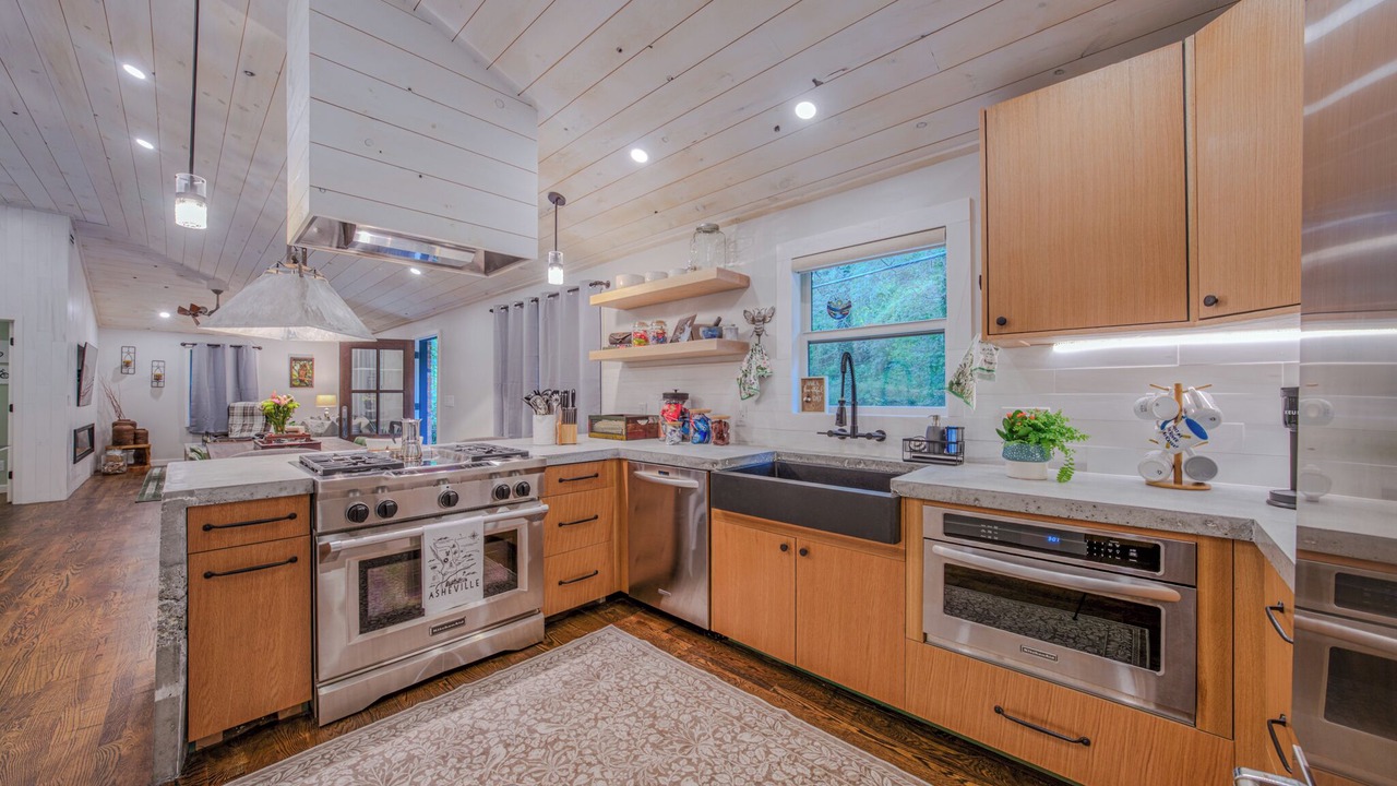 Photo of Kitchen in Marshall