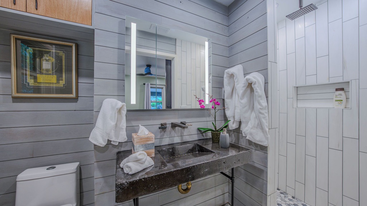 Photo of Bathroom in Marshall