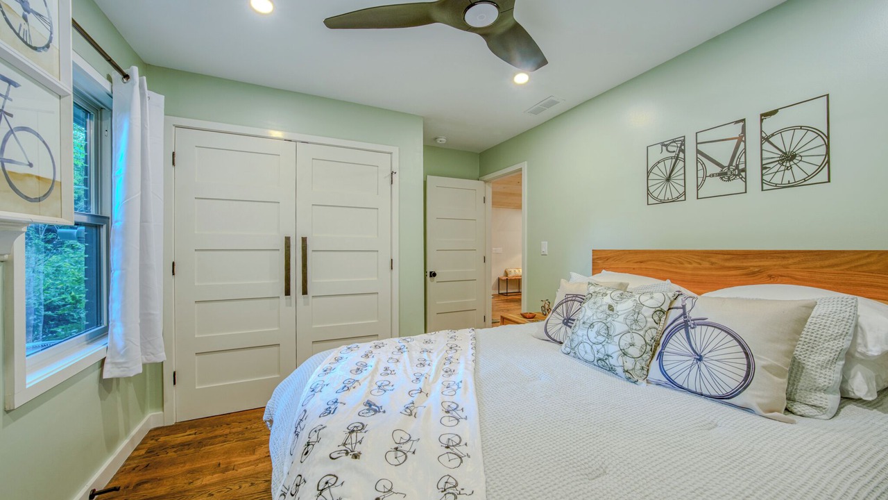Photo of Bedroom in Marshall