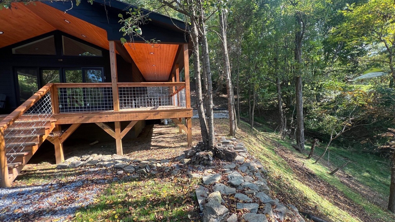 Photo of Patio Balcony in Burnsville