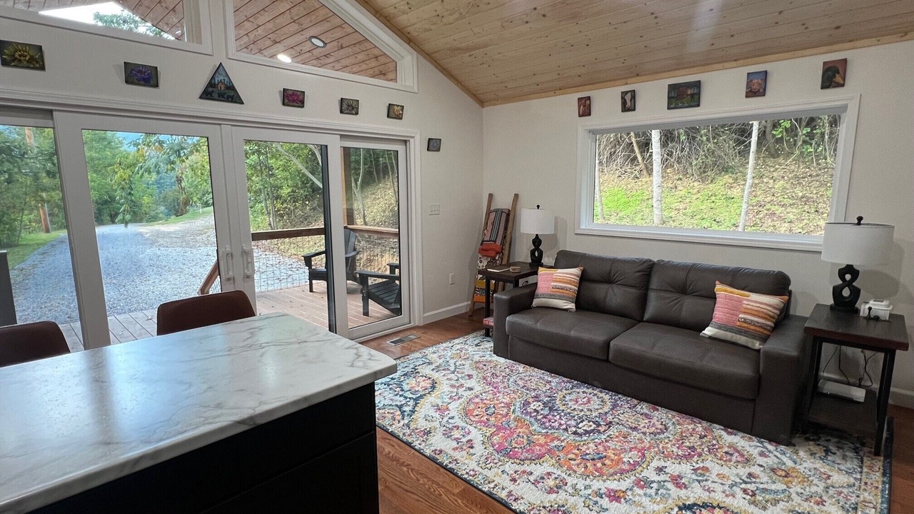 Photo of Livingroom in Burnsville