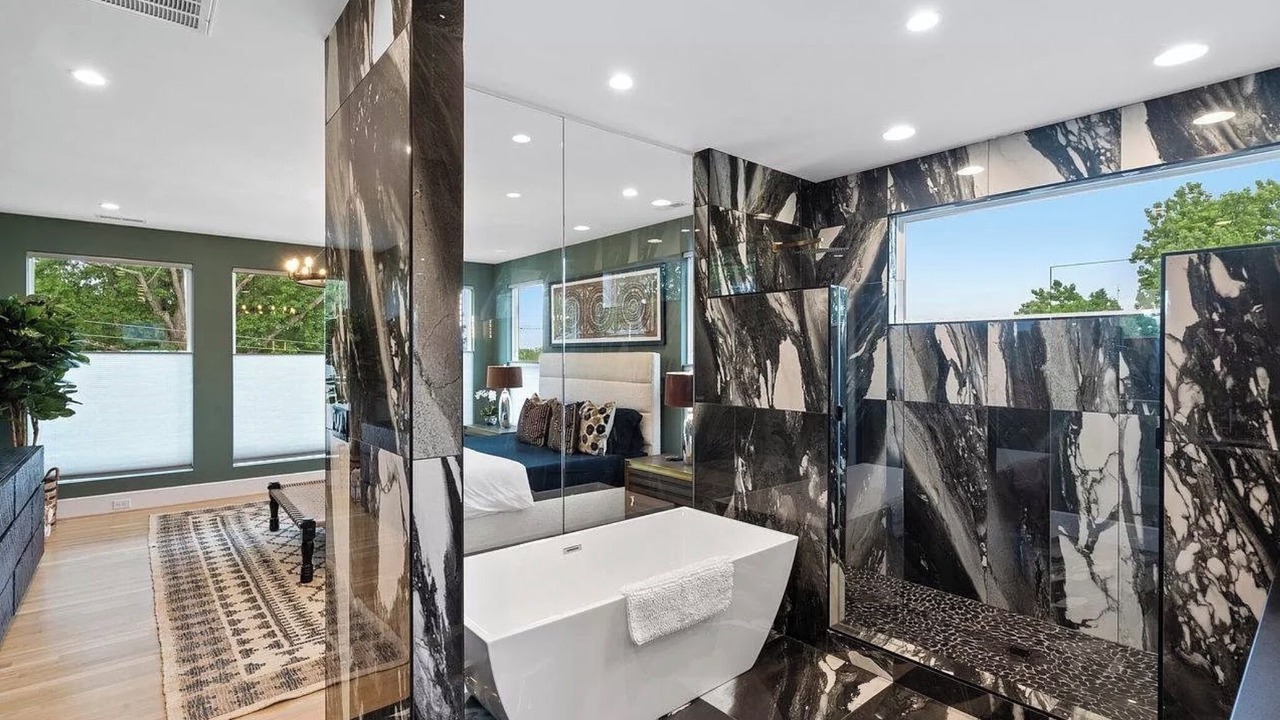 Photo of Bathroom in Villa Heights