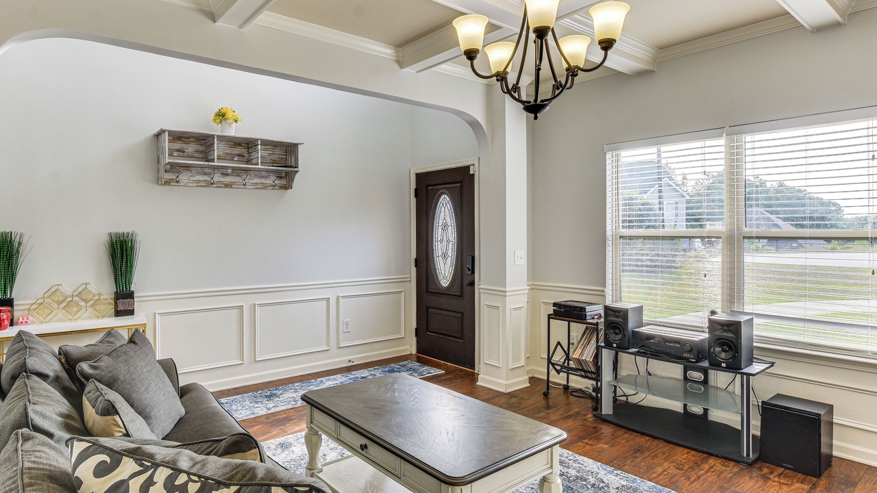 Photo of Livingroom in Cameron
