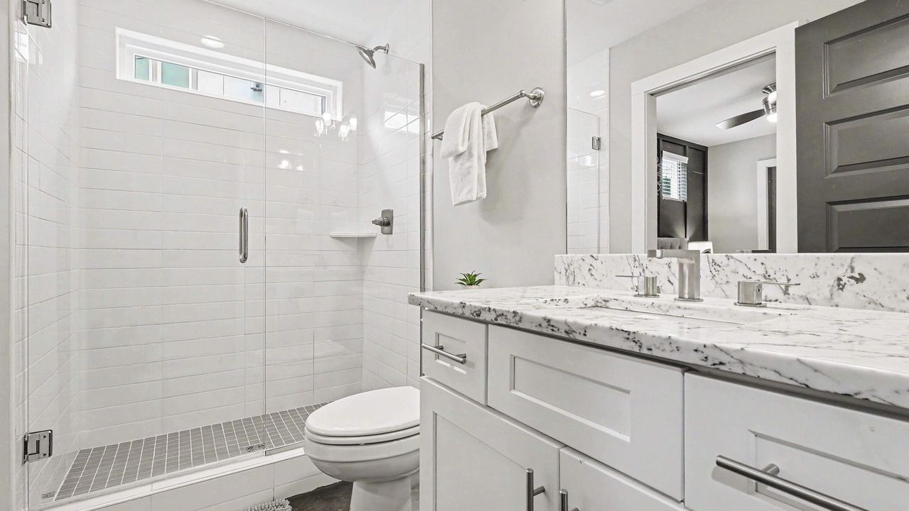 Photo of Bathroom in Hadley - Washington