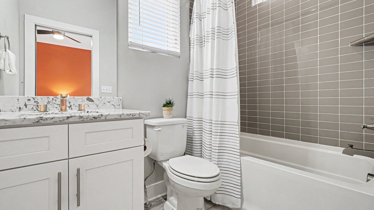 Photo of Bathroom in Hadley - Washington