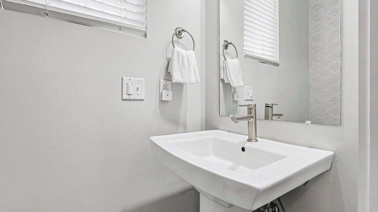 Photo of Bathroom in Hadley - Washington