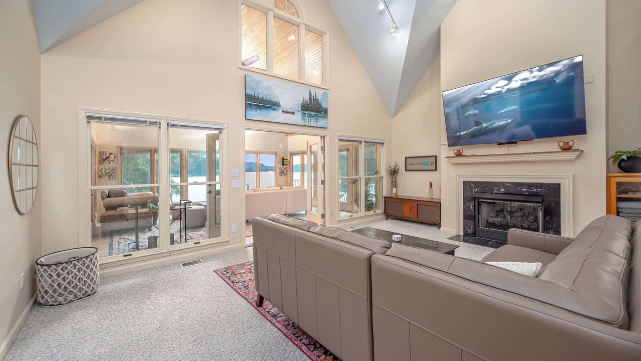Photo of Livingroom in Hillsborough