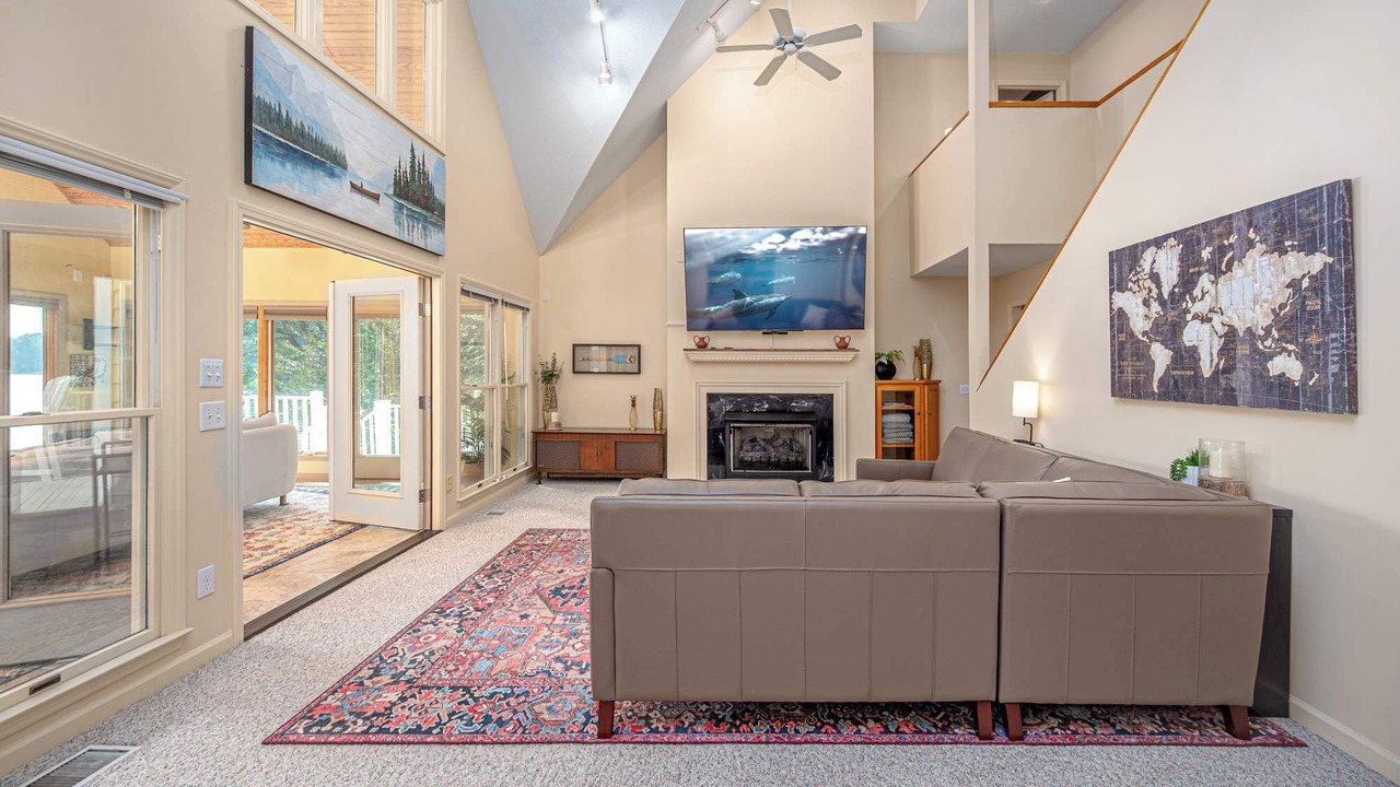 Photo of Livingroom in Hillsborough