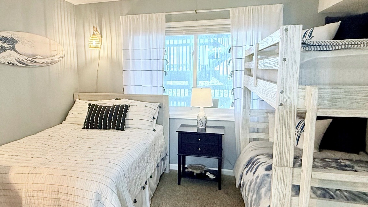 Photo of Bedroom in Rodanthe