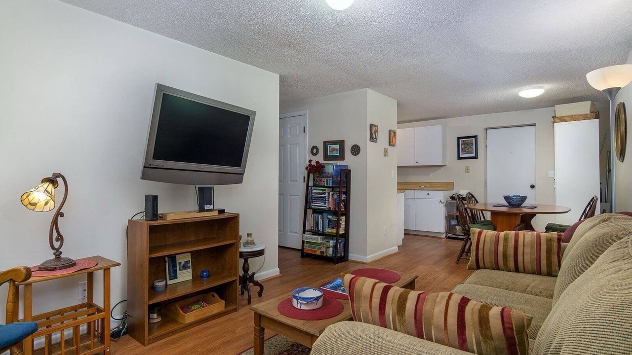 Photo of Livingroom in Black Mountain