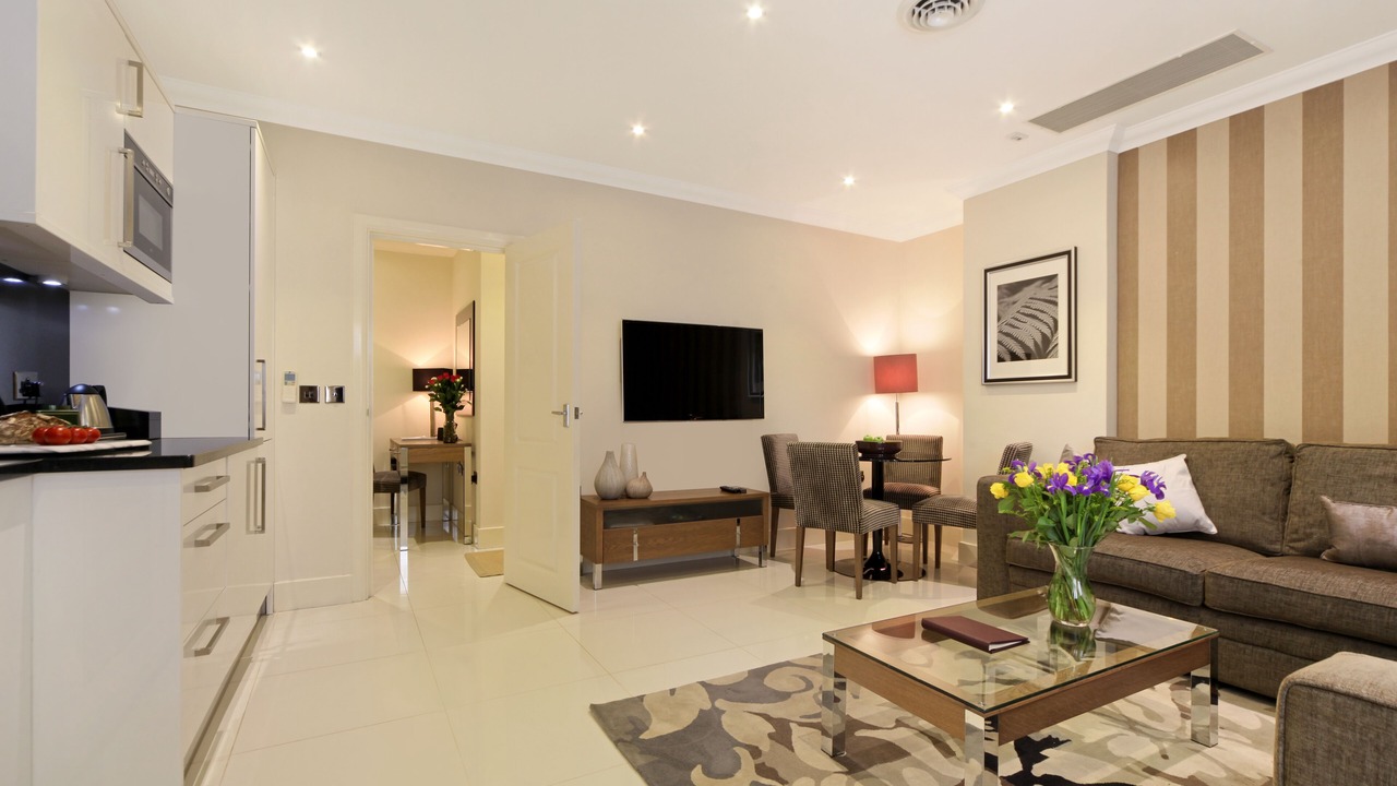 Photo of Livingroom in Courtfield