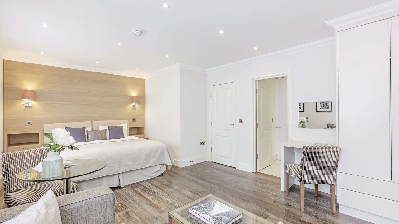 Photo of Bedroom in Courtfield