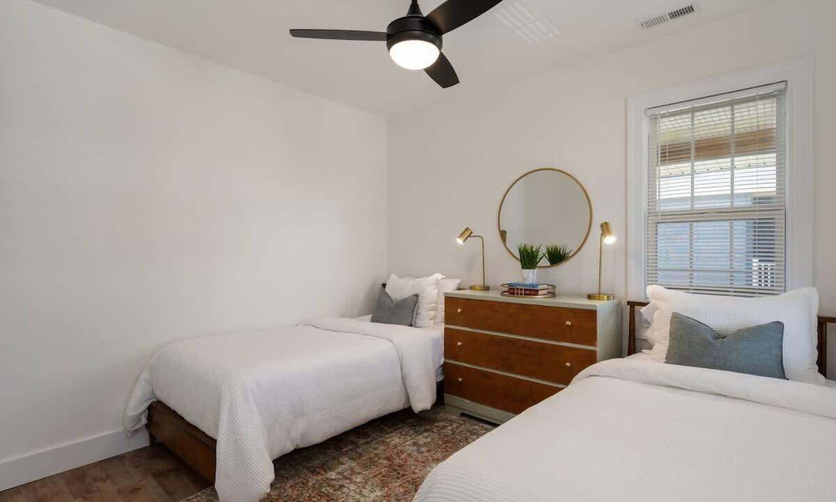 Photo of Bedroom in Colington