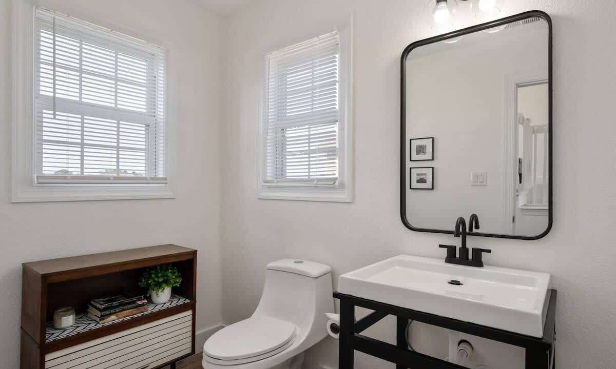 Photo of Bathroom in Colington