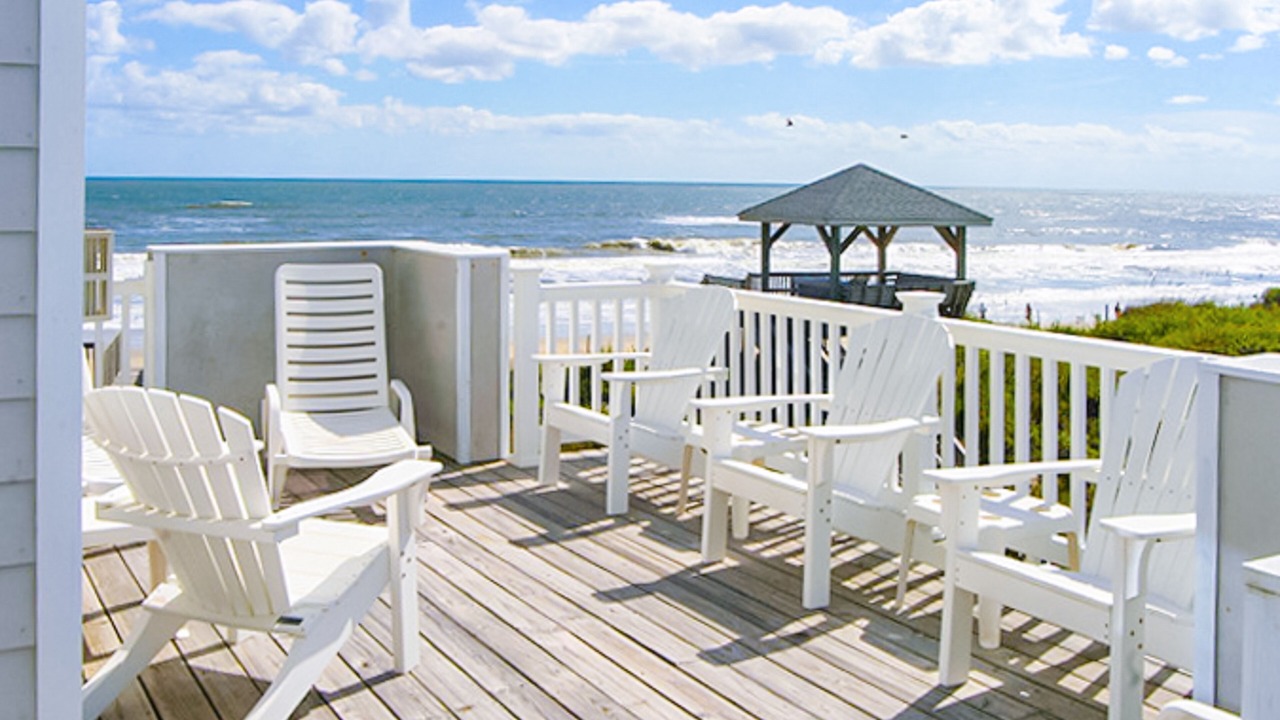 Photo of Others in Whalehead Beach