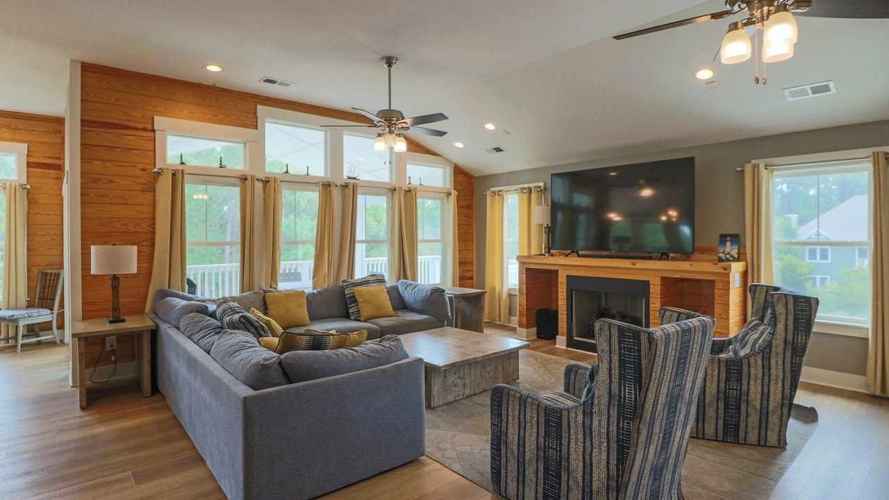 Photo of Bedroom in Corolla Village